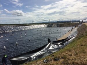 รับเหมาปูพีอีบ่อเก็บน้ำ.com หจก.เขียวสะอาด รับปูบ่อน้ำพลาสติก บ่อบำบัดน้ำเสีย บ่อแก๊ส 27 รับปูบ่อน้ำพลาสติก HDPEหนองบุนนาก